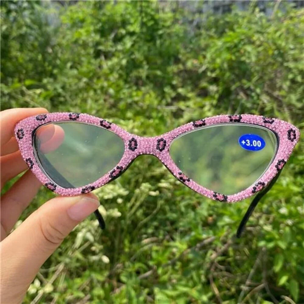 Glam Pink Rhinestone Cat-Eye Glasses – Sparkly Vintage Statement Frames X1.5 Mag